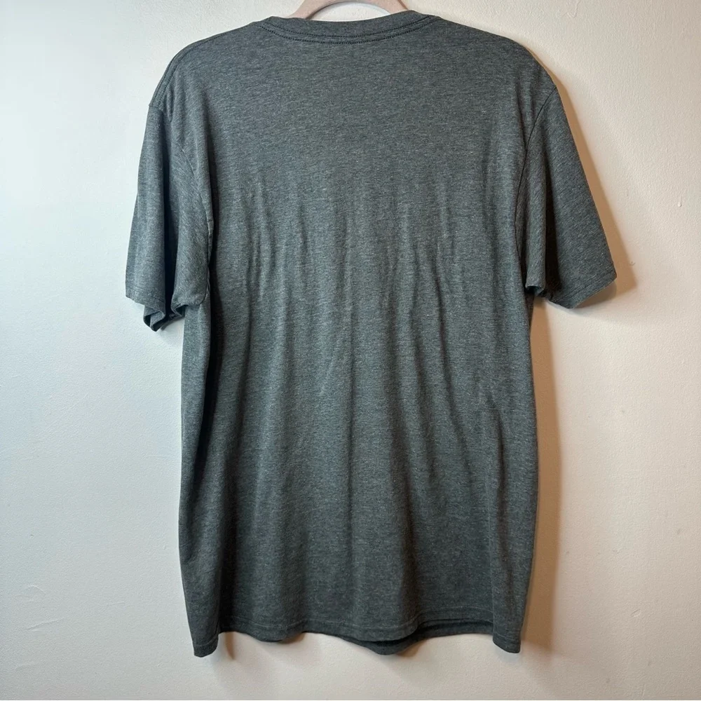 Levis Mens Large L T Shirt Gray Spellout Short Sleeve Casual Crew Neck Palm Tree